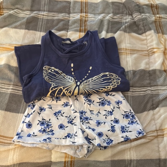 Blue Butterfly Tank Top and Floral Shorts Set - Picture 1 of 6